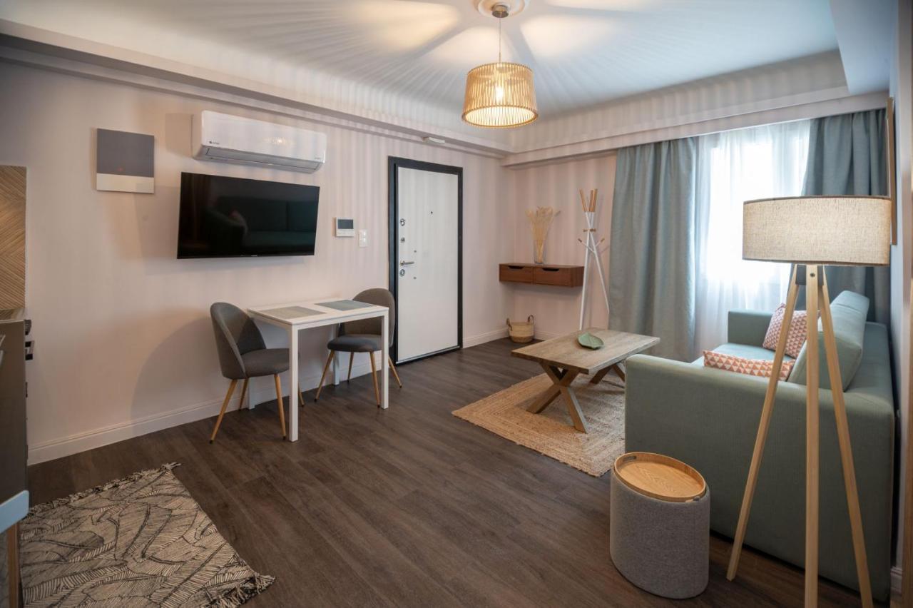 Niki Athens Suites - Cosy Suite In The Historical Center Of Atenas Exterior foto